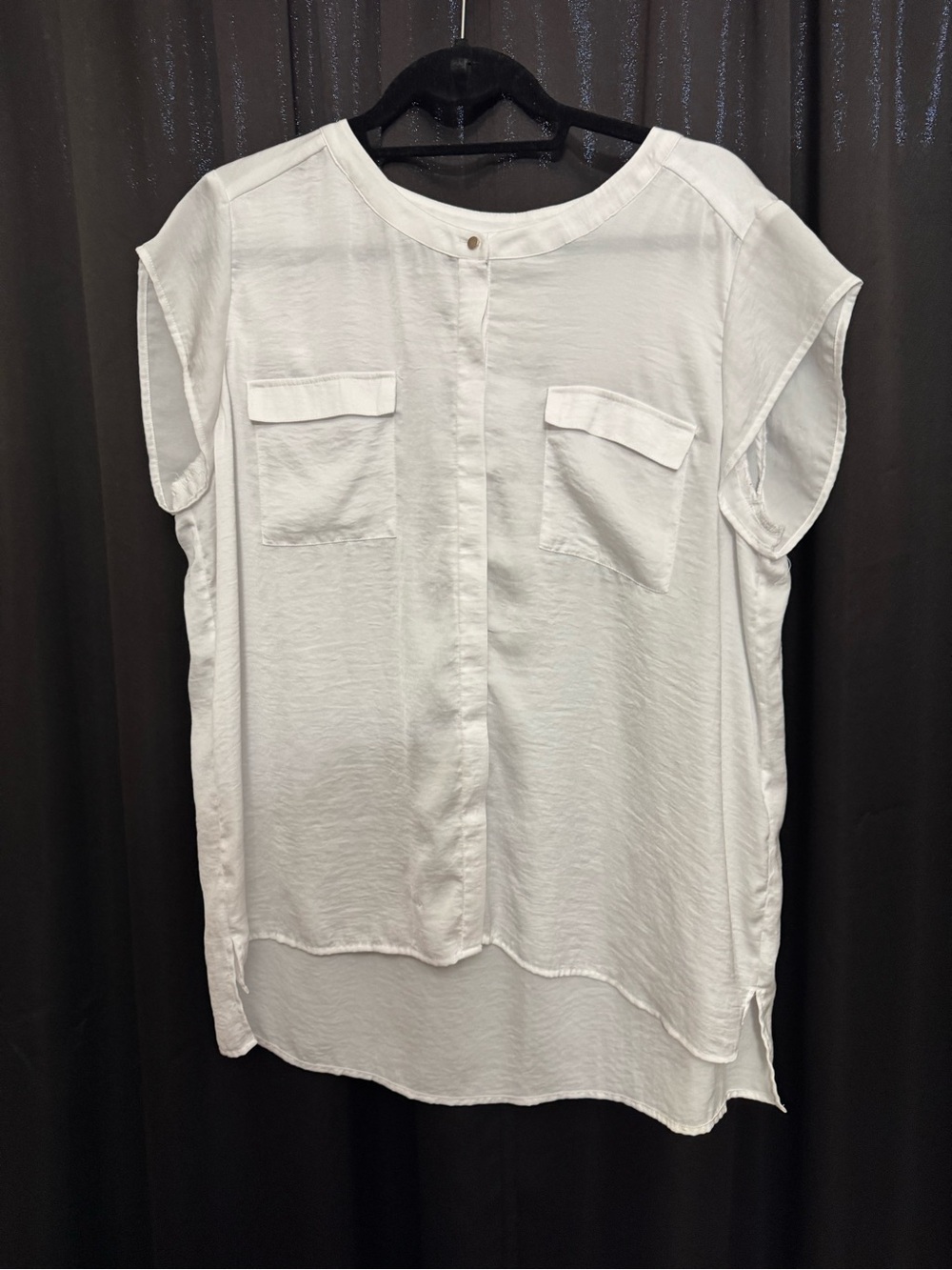 Chico's White Cap Sleeve Pocket Front Blouse